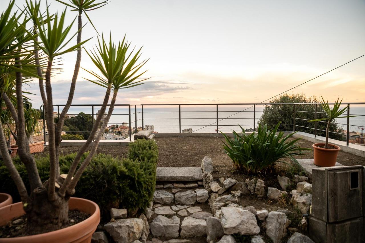 Vila Le Petit Jardin Exotique Beausoleil Exteriér fotografie
